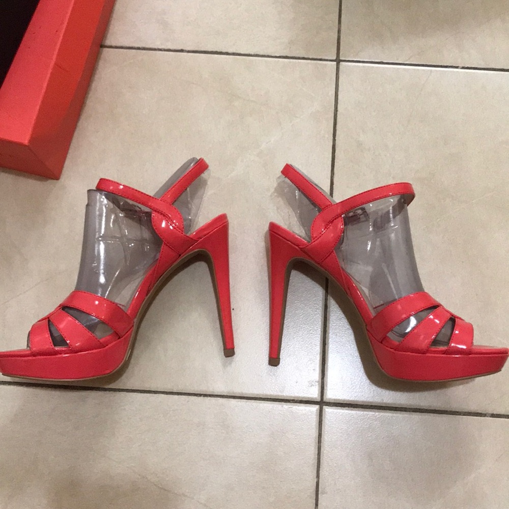 Vince Camuto Vo-Jillian heels. BRAND NEW!!